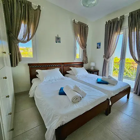 Vakantiehuis Duke's Vista In Porto Heli Karafotaíika